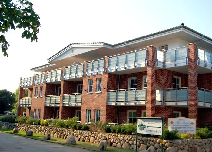 Bernstein Mare Luxor 04 Büsum