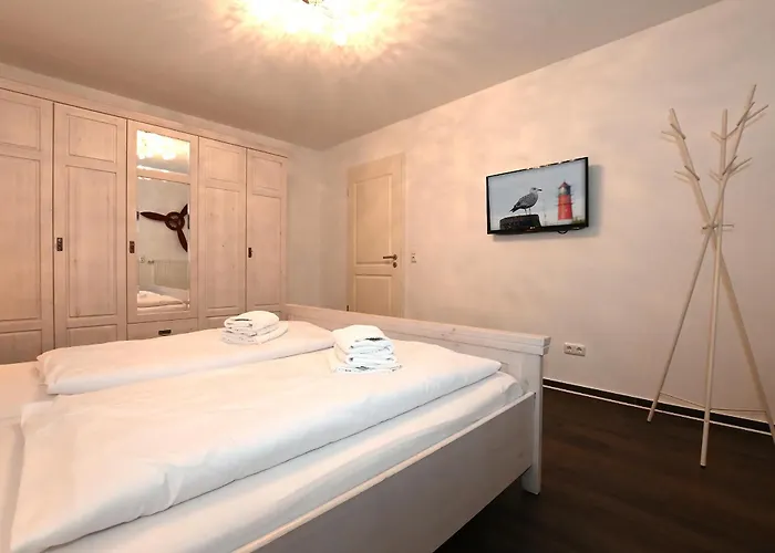 Bernstein Mare Luxor 04 Lägenhet *